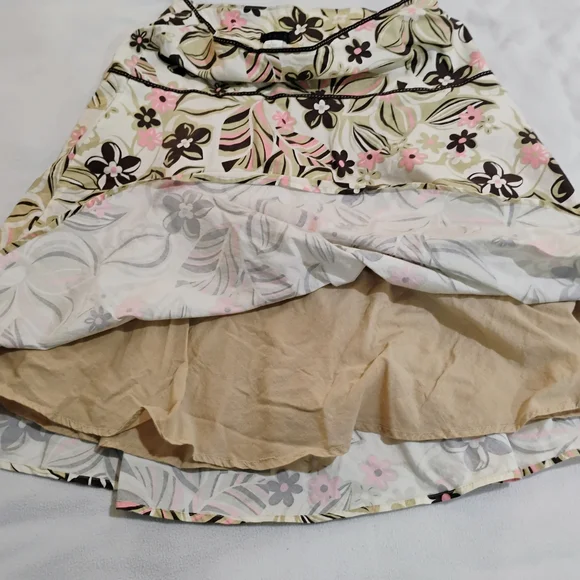 Lapis Cream Floral A-Line Skirt with Pink & Brown Accents - Picture 6 of 10